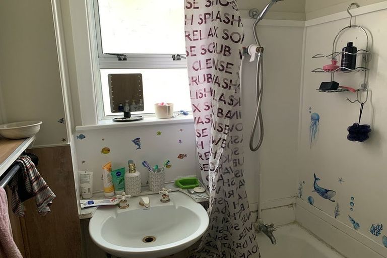 Photo of property in 10 Kilmister Grove, Boulcott, Lower Hutt, 5011