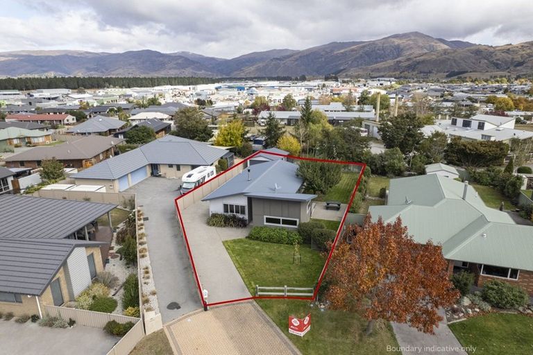 Photo of property in 27 Fenwick Crescent, Cromwell, 9310