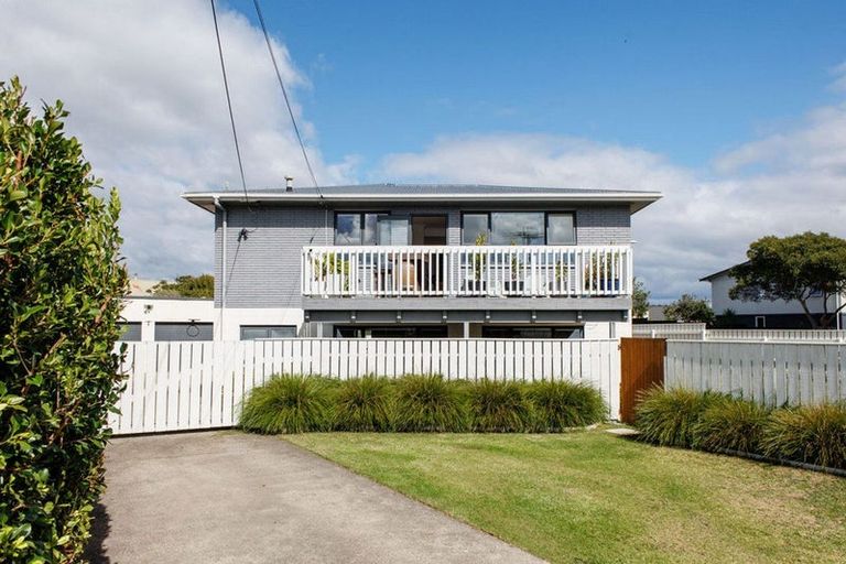 Photo of property in 1 Ohiwa Parade, Ohope, 3121