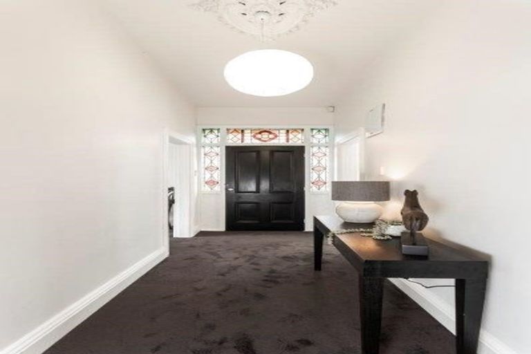 Photo of property in 36 Leitch Street, Somerfield, Christchurch, 8024