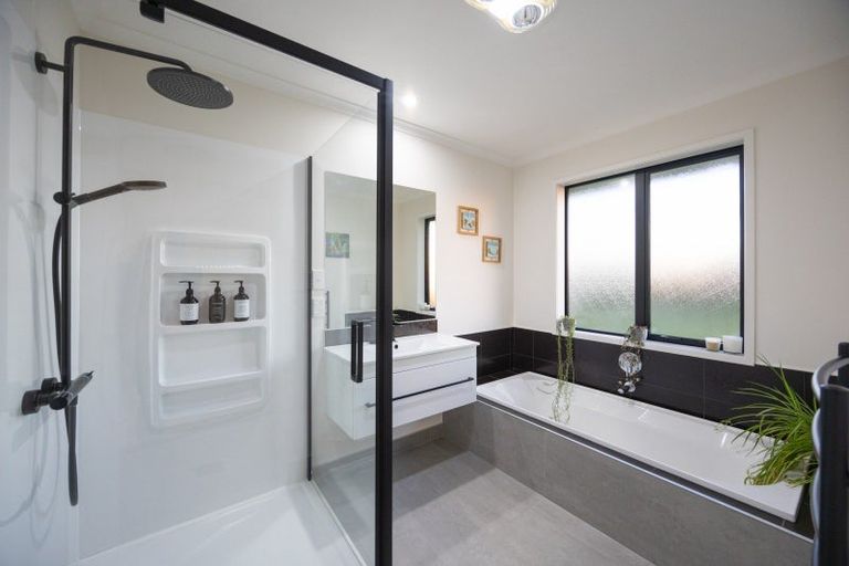 Photo of property in 249g Watershed Road, Bunnythorpe, Palmerston North, 4470