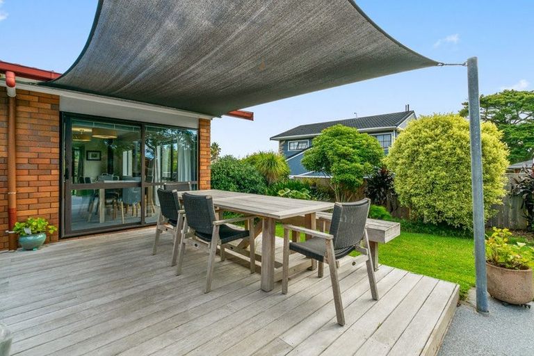 Photo of property in 8 Kuripaka Crescent, The Gardens, Auckland, 2105