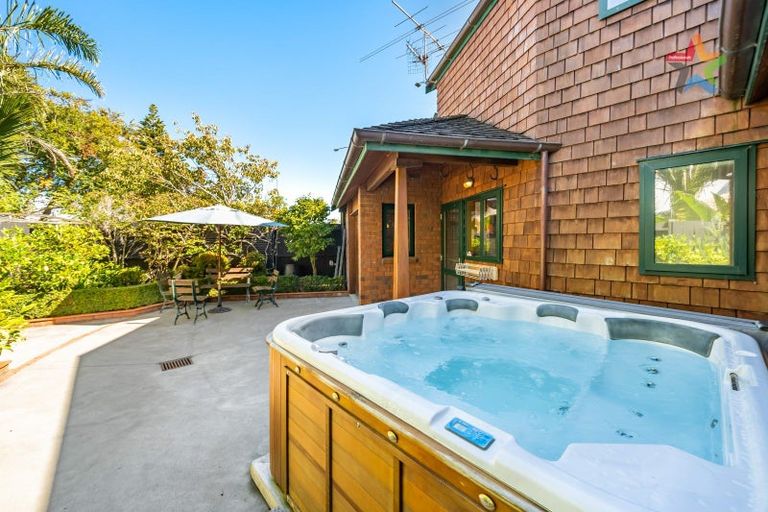 Photo of property in 5 Myrtle Street, Hutt Central, Lower Hutt, 5010