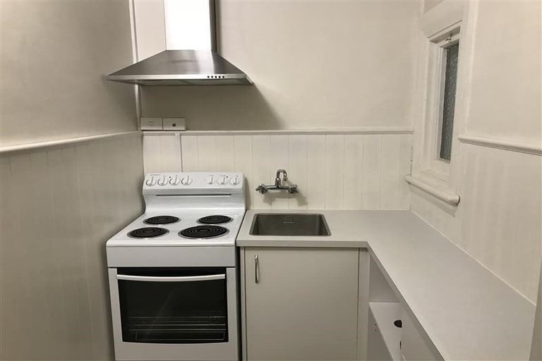 Photo of property in 1/63 Queen Street, North Dunedin, Dunedin, 9016