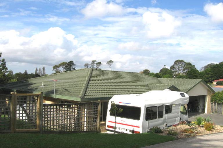 Photo of property in 147l Glengarry Road, Glen Eden, Auckland, 0602