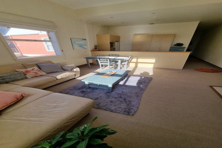 Photo of property in 5/37 Majoribanks Street, Mount Victoria, Wellington, 6011