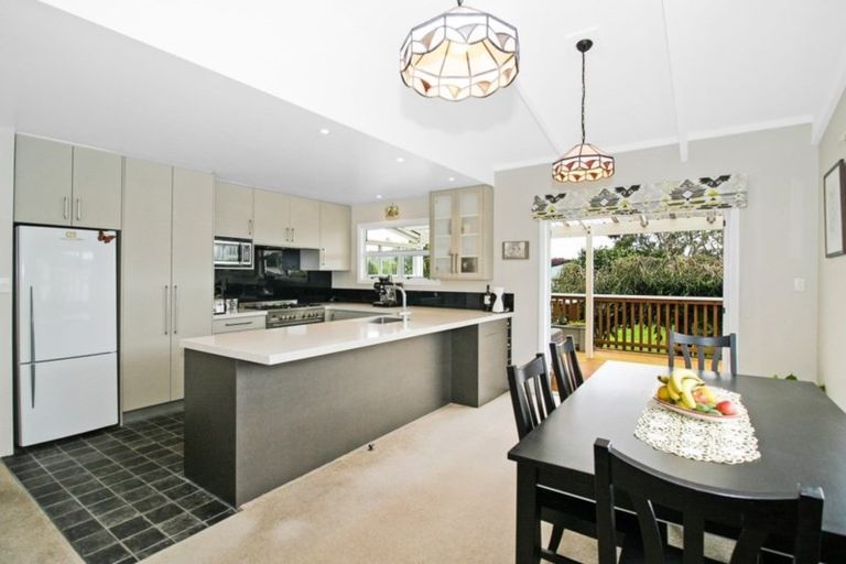 Photo of property in 23 Cowling Road, Hurdon, New Plymouth, 4310