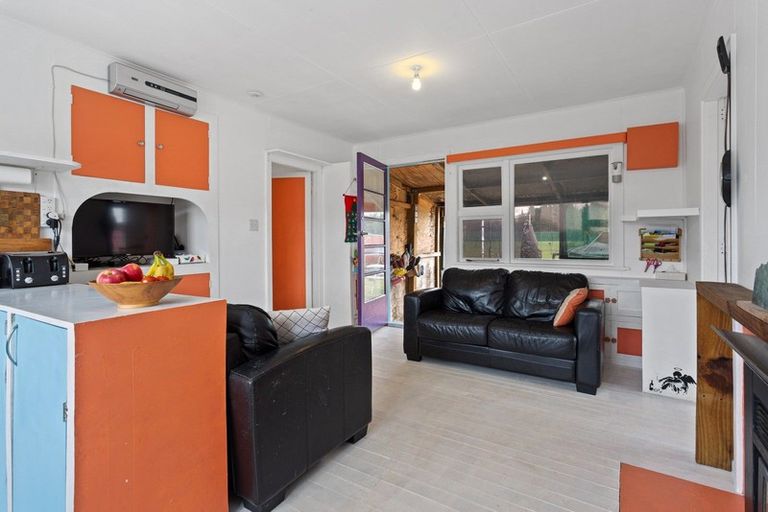 Photo of property in 26 Grierson Avenue, Amberley, 7481