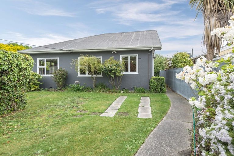 Photo of property in 207 Matsons Avenue, Papanui, Christchurch, 8053