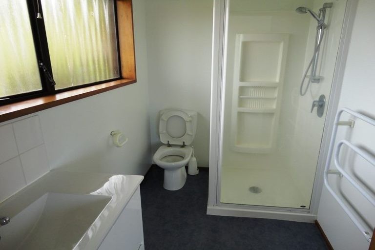 Photo of property in 34b Mark Edward Drive, Half Moon Bay, Auckland, 2012