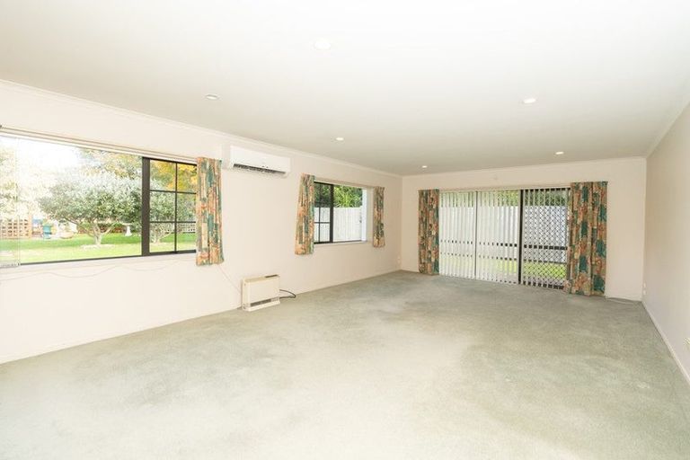 Photo of property in Bramley Gardens, 3/18 Turnbury Court, Rototuna, Hamilton, 3210