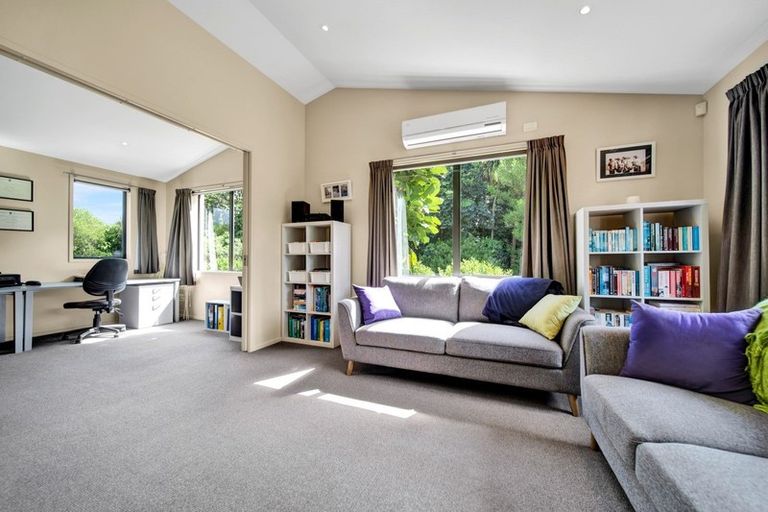 Photo of property in 89 Tape Road, Hillsborough, New Plymouth, 4372