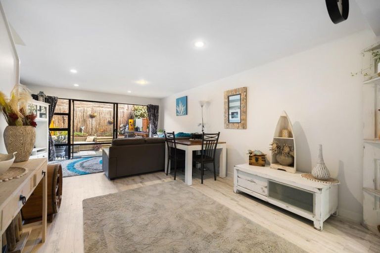 Photo of property in 2/1062 Frankton Road, Frankton, Queenstown, 9300