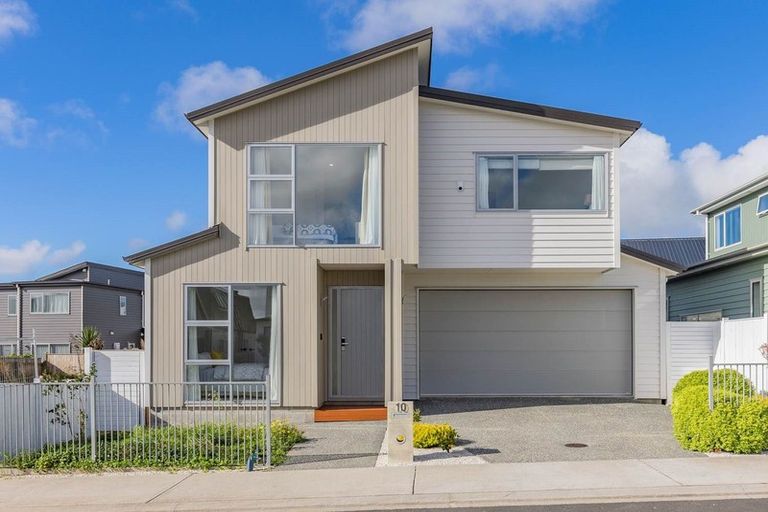 Photo of property in 10 Roa Avenue, Hobsonville, Auckland, 0616