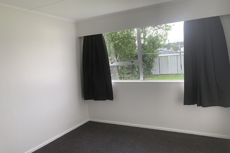 Photo of property in 91 Norana Road, Timberlea, Upper Hutt, 5018