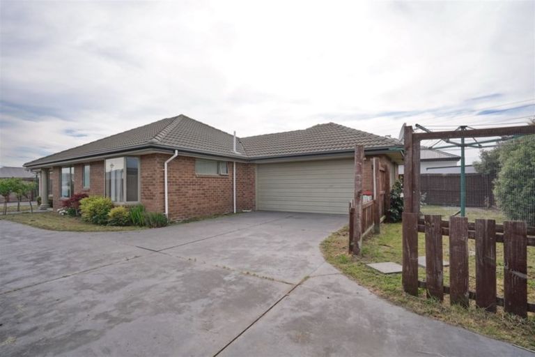 Photo of property in 3 Mollymawk Place, Woolston, Christchurch, 8023