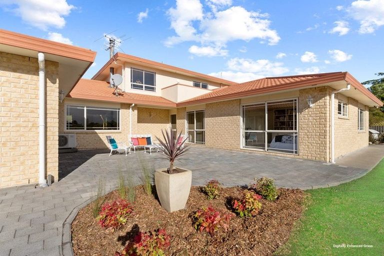 Photo of property in 53 Willow Park Drive, Opaki, Masterton, 5871