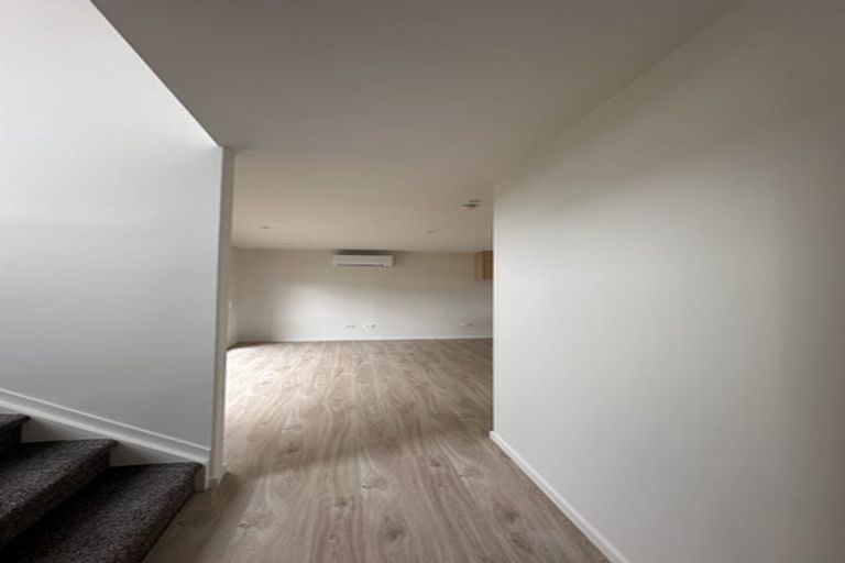 Photo of property in 2/205 Sunnynook Road, Wairau Valley, Auckland, 0627