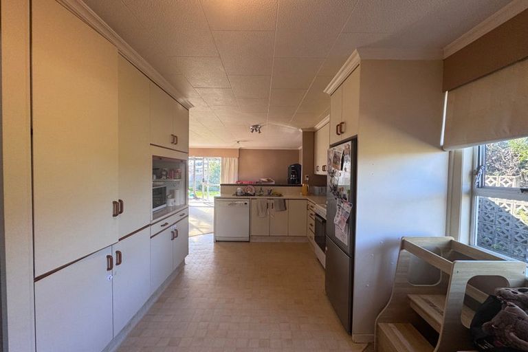 Photo of property in 16 Fairview Avenue, Feilding, 4702