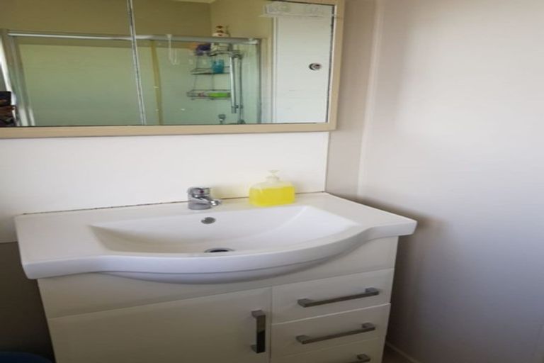 Photo of property in 2/171 Shirley Road, Papatoetoe, Auckland, 2025