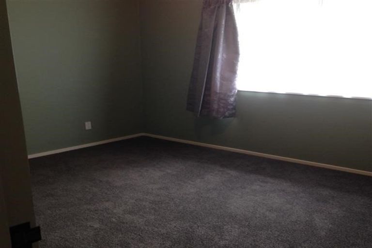 Photo of property in 28 Westwood Street, Bellevue, Tauranga, 3110