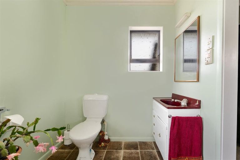 Photo of property in 52 Polstead Road, Stoke, Nelson, 7011