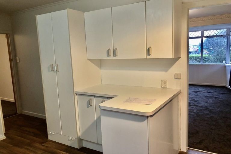 Photo of property in 101 Flanshaw Road, Te Atatu South, Auckland, 0610