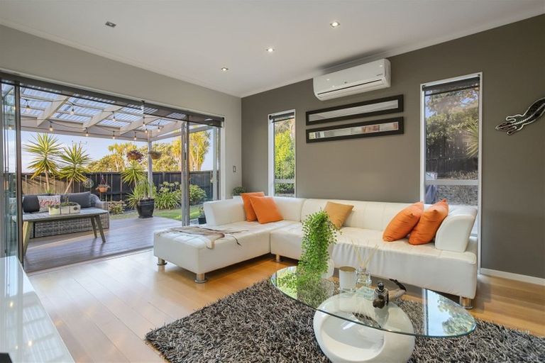Photo of property in 37 Liberty Crescent, Beachlands, Auckland, 2018
