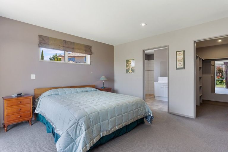 Photo of property in 32 Ashview Place, Rangiora, 7400