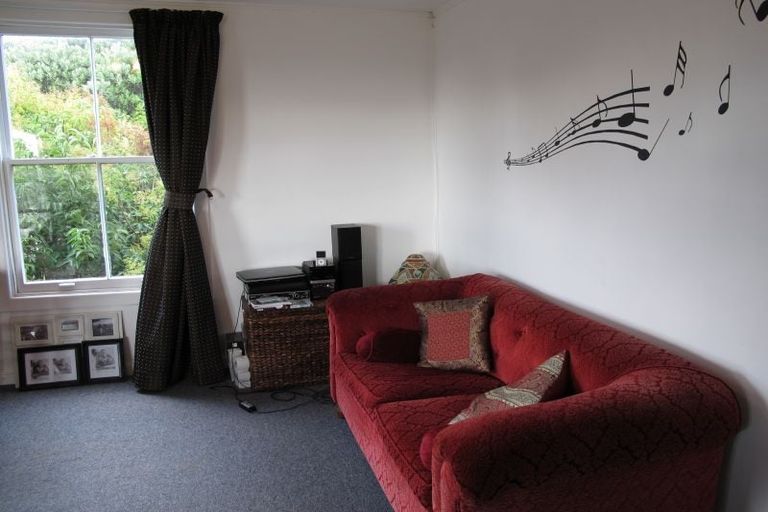 Photo of property in 165a Hinemoa Street, Birkenhead, Auckland, 0626