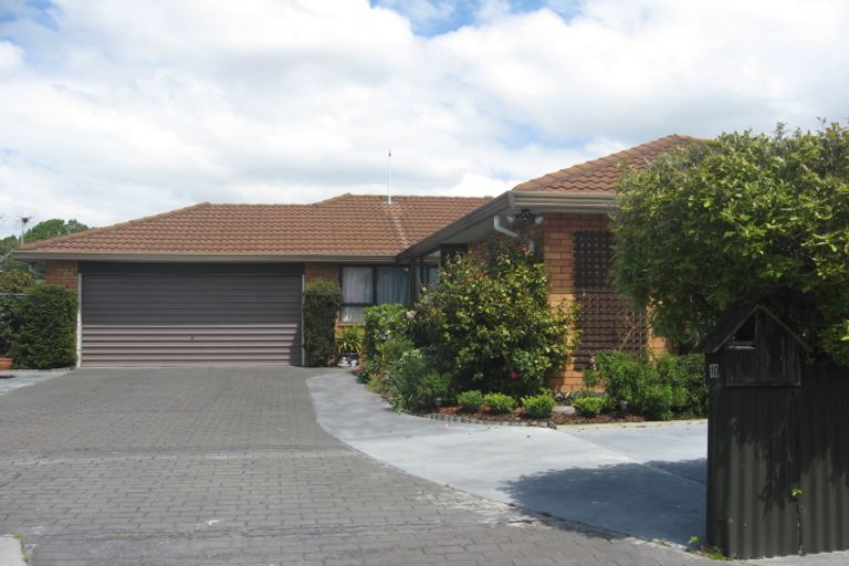 Photo of property in 10 Topaz Place, Bishopdale, Christchurch, 8053