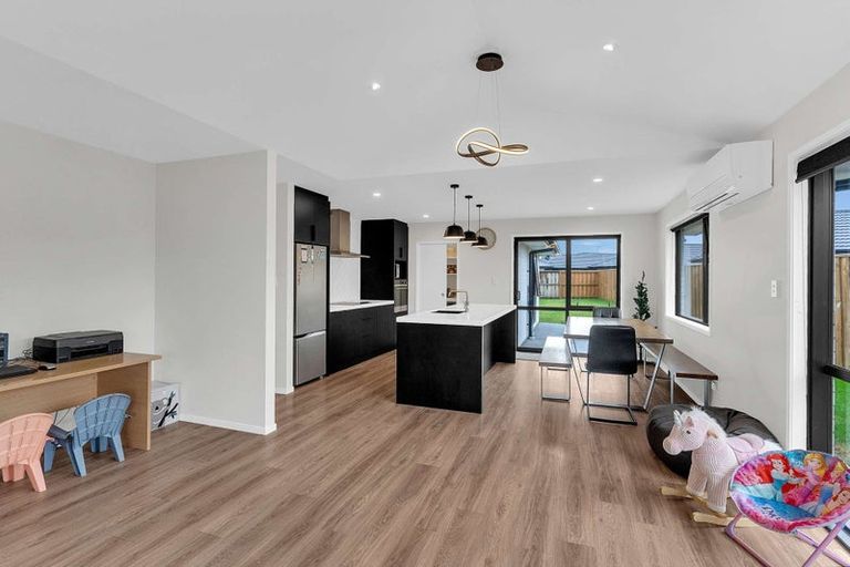 Photo of property in 4 Palmer Avenue, Rolleston, 7615