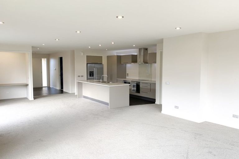 Photo of property in 3 Awarua Road, Pegasus, 7612