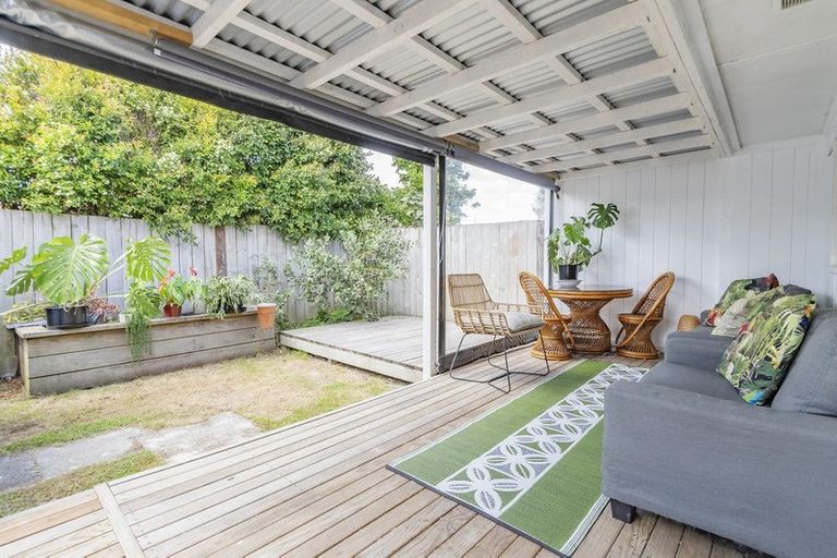 Photo of property in 1/10 Ron Keat Drive, Papakura, 2110