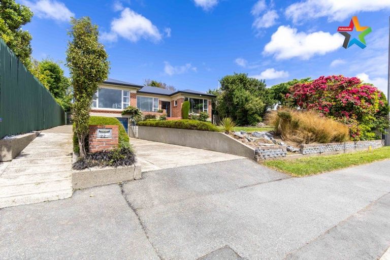 Photo of property in 223 Centre Street, Heidelberg, Invercargill, 9812