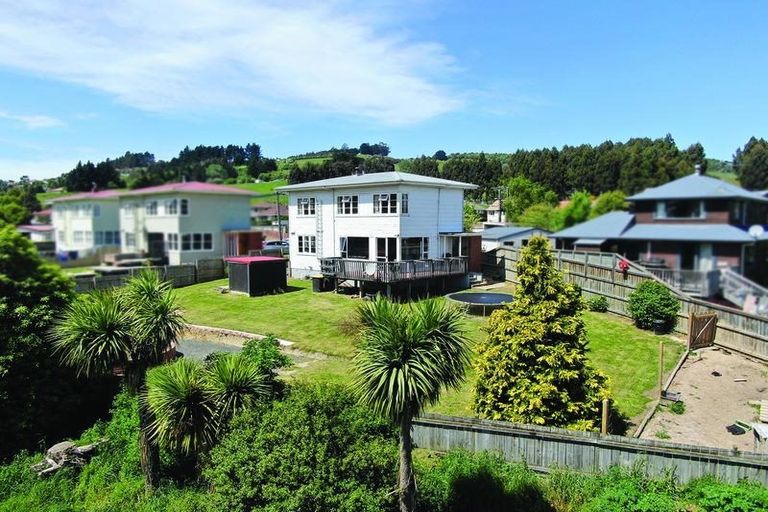 Photo of property in 18 Jensen Street, Green Island, Dunedin, 9018