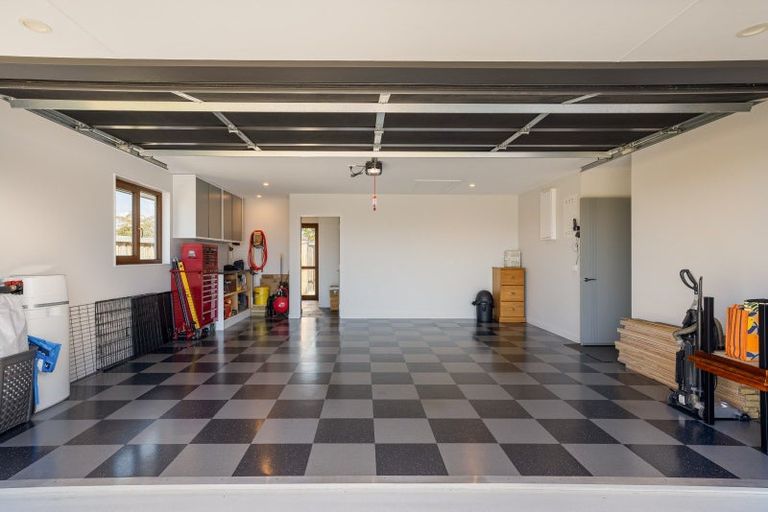 Photo of property in 2 Deans Place, Amberley, 7410