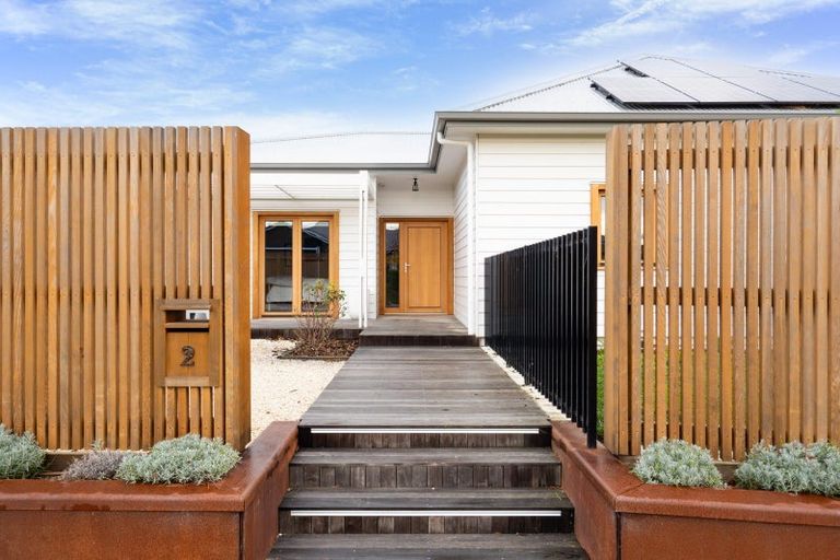 Photo of property in 2 Rich Rise, Havelock North, 4130