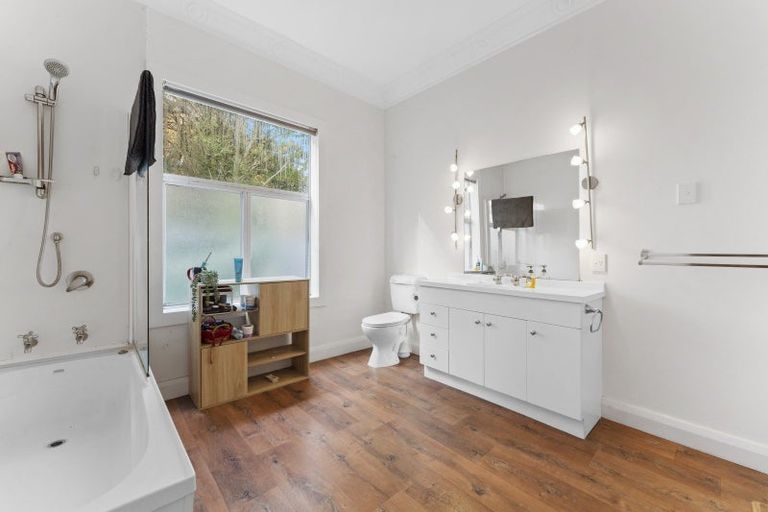 Photo of property in 105a Maxwells Line, Awapuni, Palmerston North, 4412