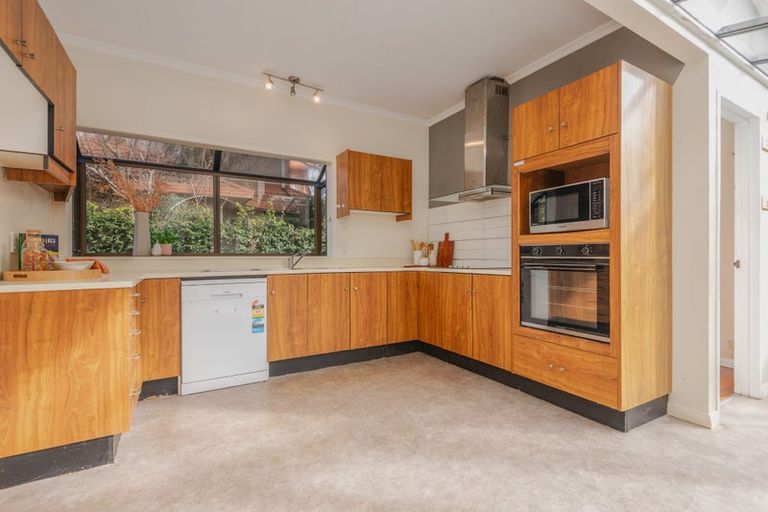 Photo of property in 15 Hardie Street, Hokowhitu, Palmerston North, 4410
