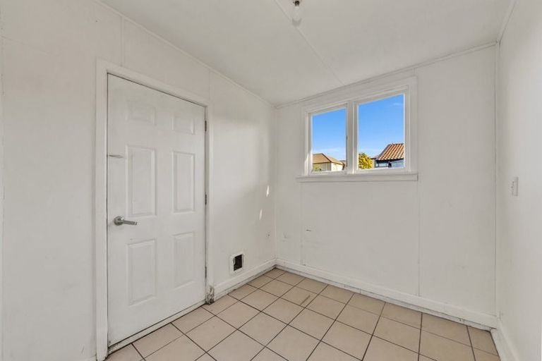 Photo of property in 1/121 Geraldine Street, Edgeware, Christchurch, 8013