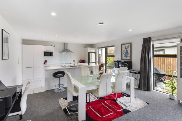 Photo of property in 37 Little Oaks Drive, Yaldhurst, Christchurch, 8042