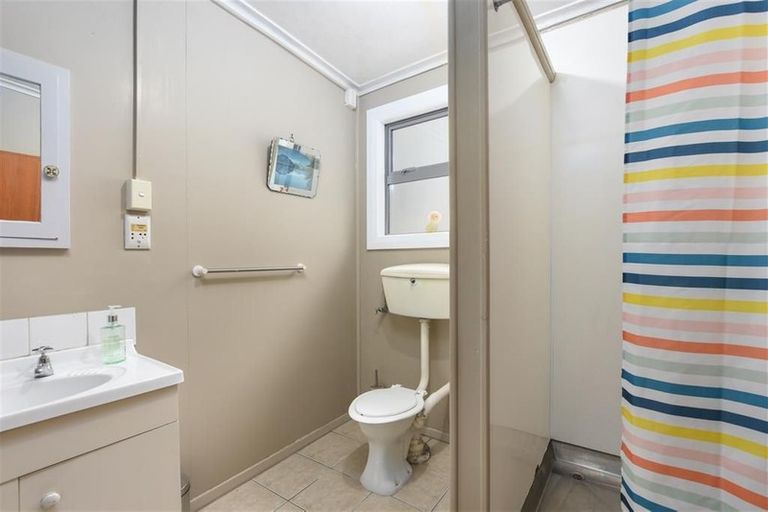 Photo of property in 186b Kaikorai Valley Road, Bradford, Dunedin, 9011