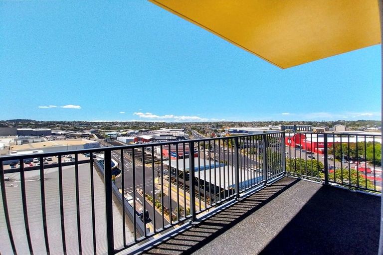 Photo of property in 702/20 Mccrae Way, New Lynn, Auckland, 0600