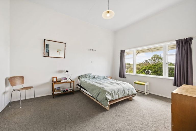 Photo of property in 13 Dorking Road, Brooklyn, Wellington, 6021