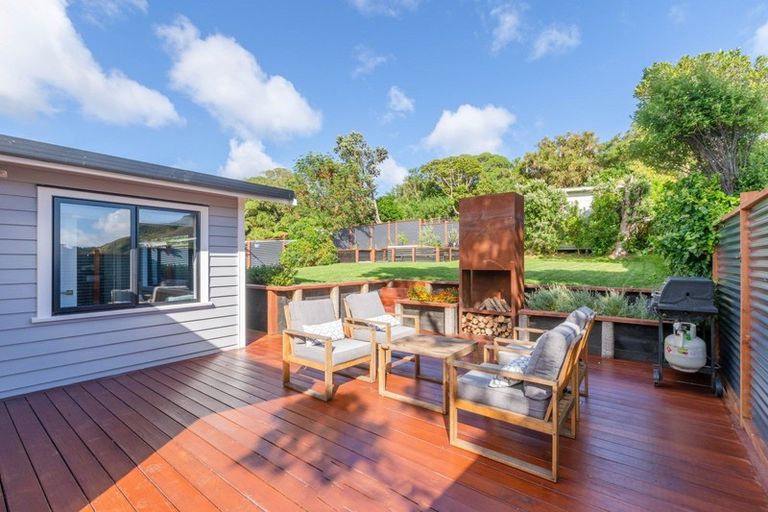 Photo of property in 120 Rawhiti Road, Pukerua Bay, 5026
