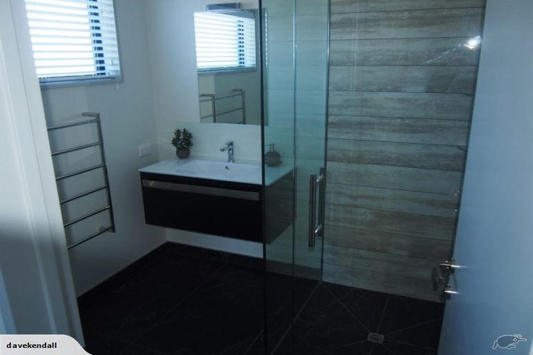 Photo of property in 52 Mount Linton Avenue, Wanaka, 9305