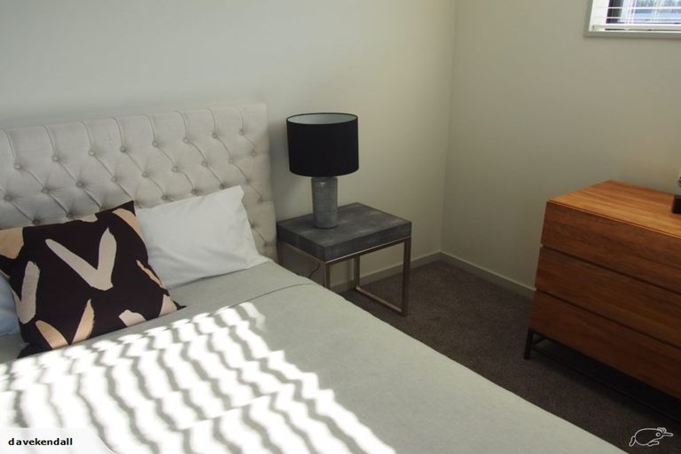 Photo of property in 52 Mount Linton Avenue, Wanaka, 9305