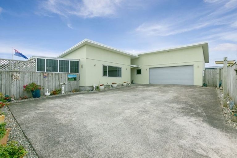 Photo of property in 54c Penrod Drive, Bell Block, New Plymouth, 4312