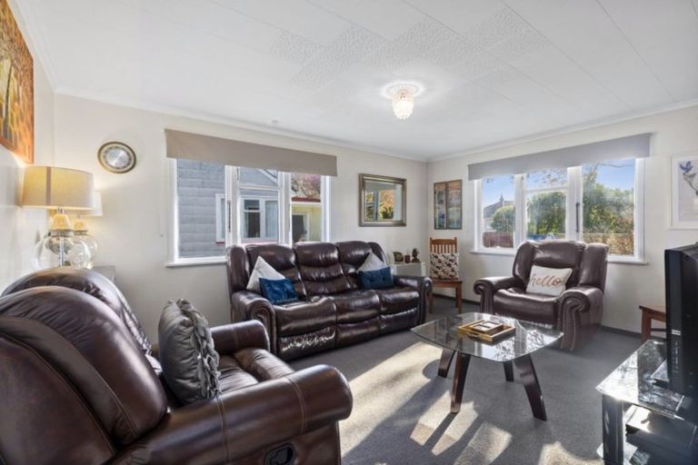 Photo of property in 20 Chapman Crescent, Naenae, Lower Hutt, 5011